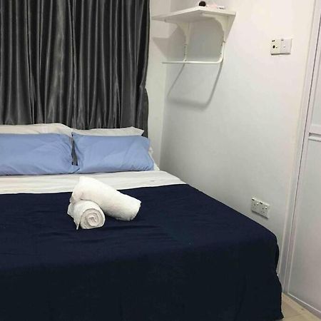 Villa 22Pax :Taman Pelangi Party House Nearby Midvelly Johor Bahru Esterno foto