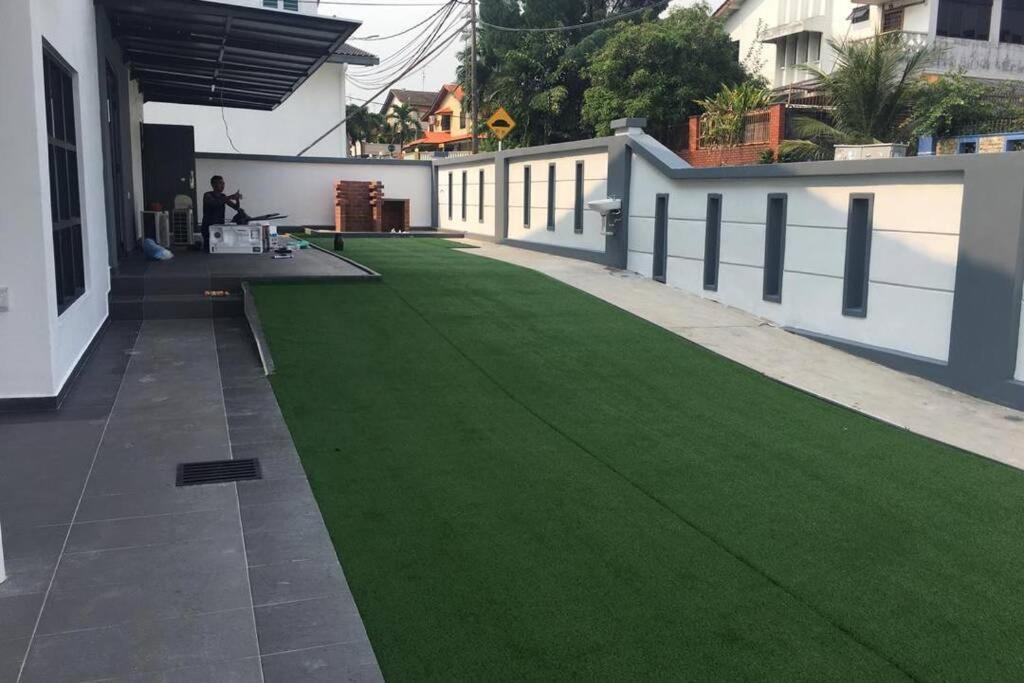 Villa 22Pax :Taman Pelangi Party House Nearby Midvelly Johor Bahru Esterno foto